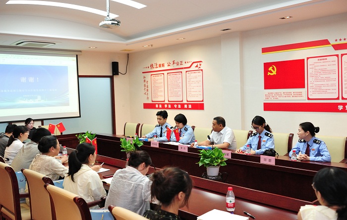 主动服务入企心 精准赋能助腾飞——宝山区税务局开展税收政策宣讲活动