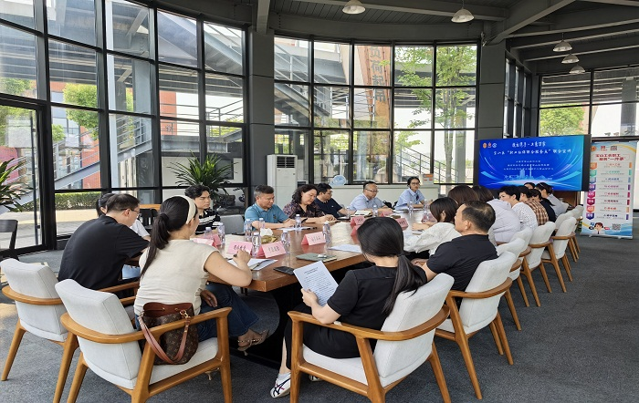 税务联合多部门助企解读社保征缴“新”规——宝山区税务局赴张庙街道开展专题政策分享沙龙活动