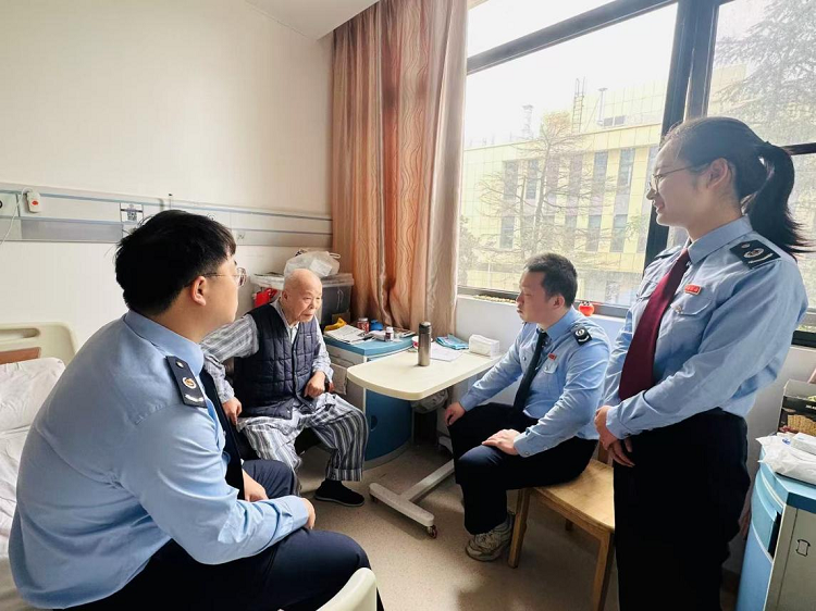 崇明區稅務局開展“青老結對 敬老幫困”系列活動