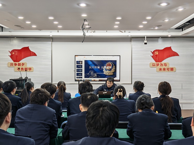 崇明區稅務局第二十一稅務所開展第三期“稅小橘”青年午間課堂