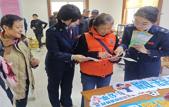 稅收惠民暖人心 服務社區零距離——虹口區稅務局走進社區開展稅收宣傳活動