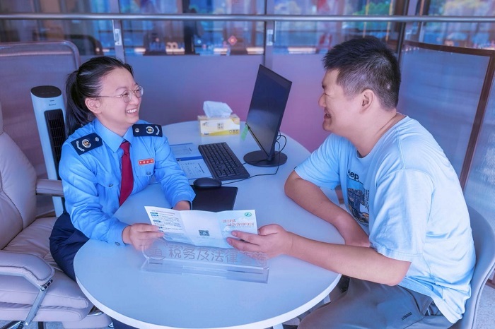 青浦區稅務局參加區婦聯迎進博倒計時50天主題活動