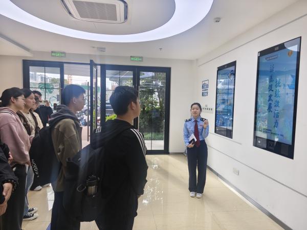 青春實踐探新知 稅校聯動促發展