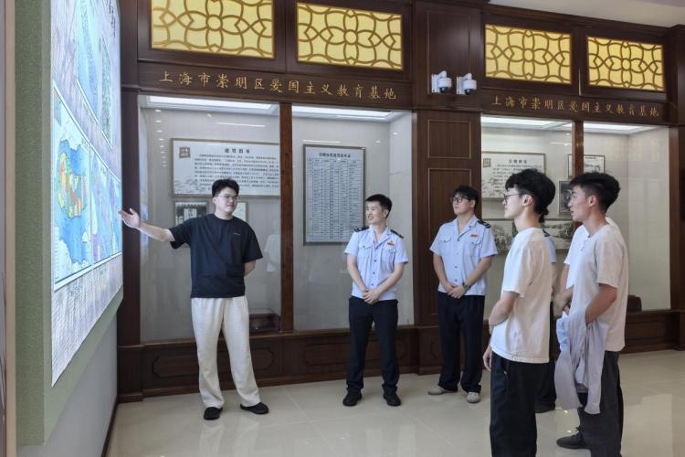 崇明區稅務局第五團支部與區應急管理局團支部開展“黨建引領聚合力 聯學聯建促提升”聯學活動