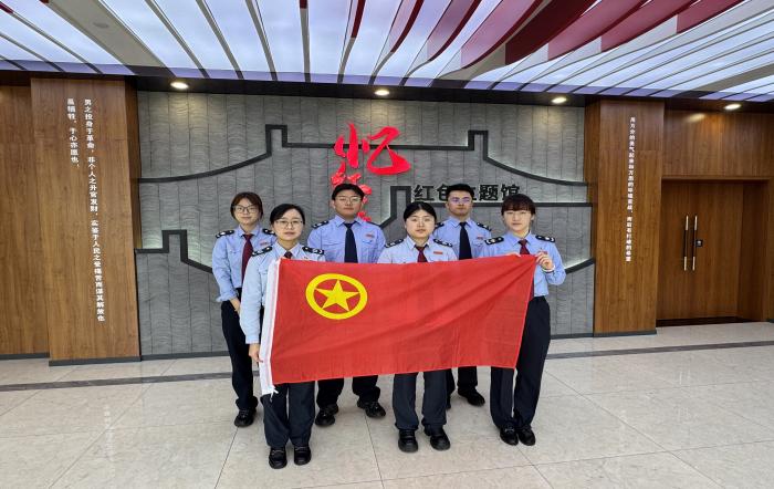 區局青年理論學習小組開展聯學活動