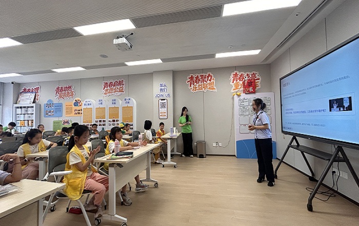 稅潤童心 樂學一“夏”——區局團委開展愛心暑托班志願活動