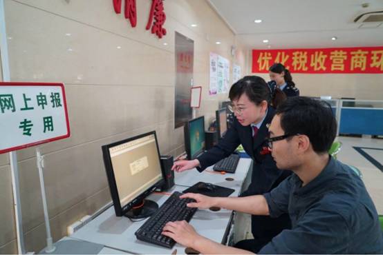 http://radio.smgtech.net:10088/file/5264d1e509706b3c1d0bd1f5/photo/2019414/a461507a-2629-49dd-96e1-84fb22198396_1555232298_085420_837.JPG.jpg